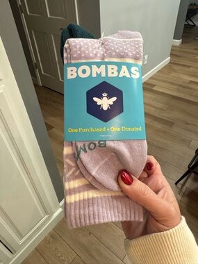 Bombas Crew Socks midweight Size Medium